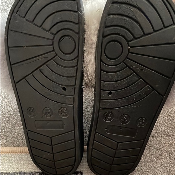 Slide - Picture 3 of 6